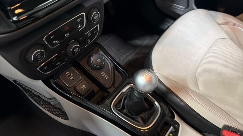 Jeep Compass 2.0 Multijet 140 Limited 5dr Diesel Station Wagon